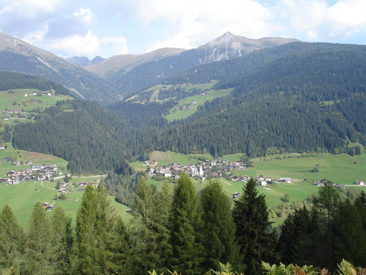 Hotel Garni Haus Anita Liesing Exteriör bild